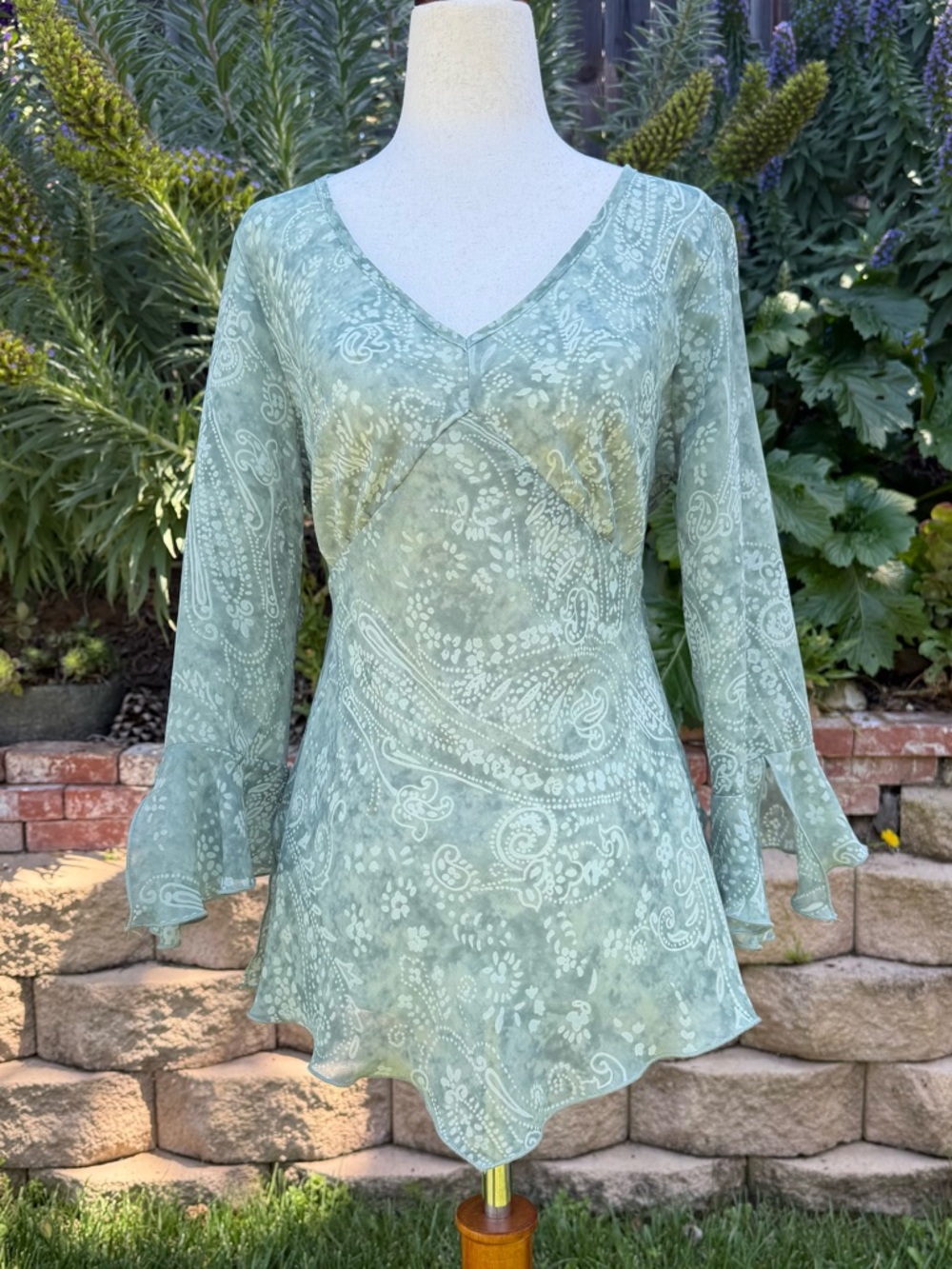 Y2K vintage fairy sleeve blouse